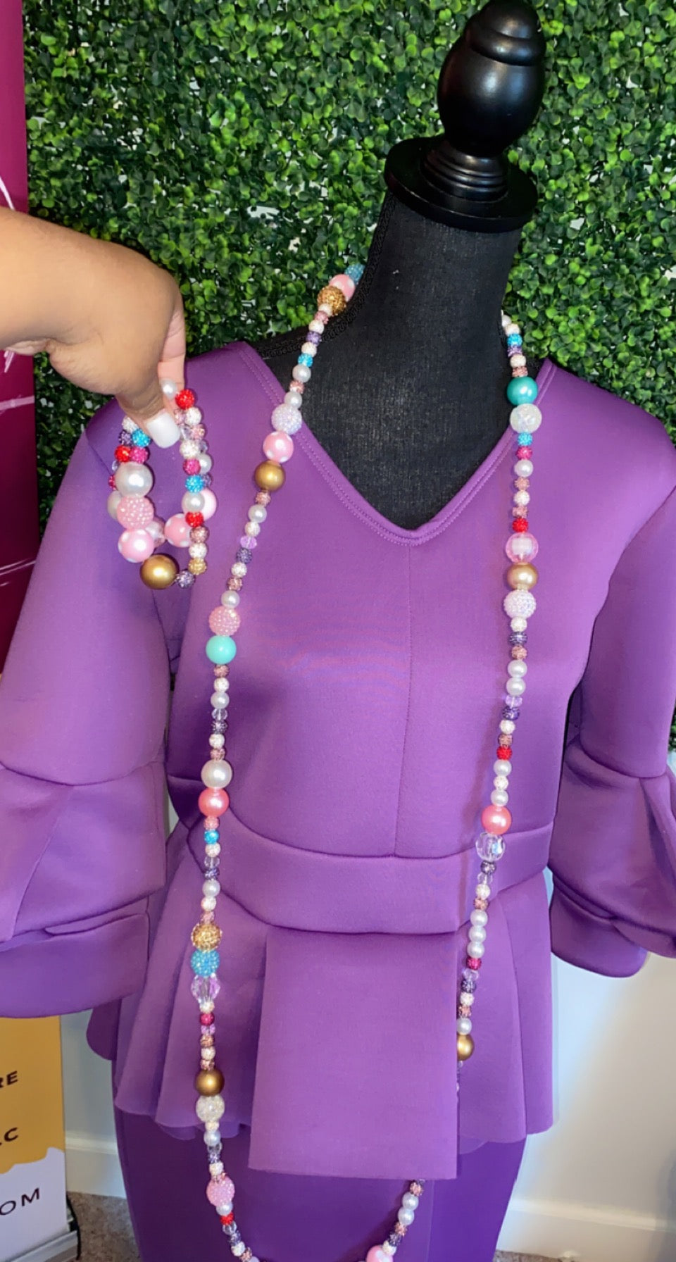 A KCB Multi Color Necklace Set